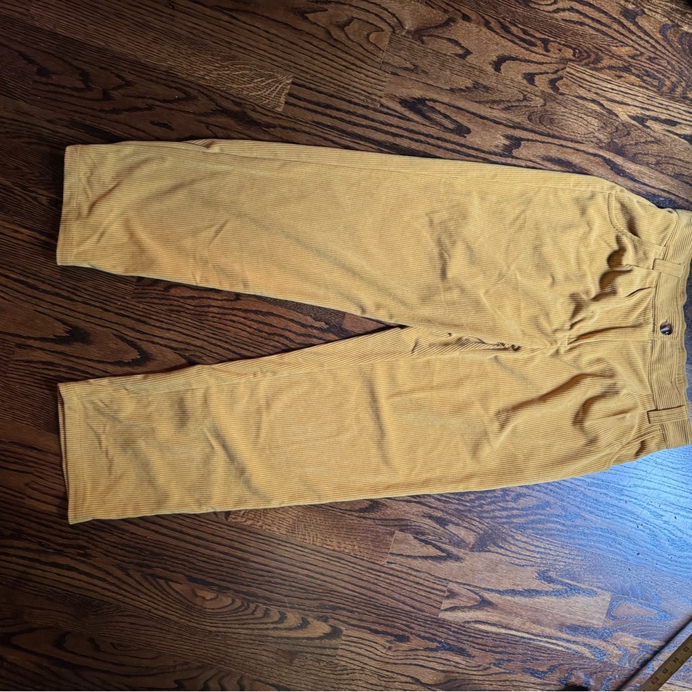 HALARA Golden Ribbed Skirt
